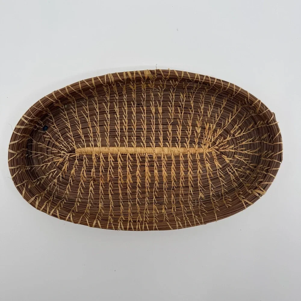 Vtg Hand Woven Oval Pine Needle Basket Tray Primitive Rustic Boho Farmhouse